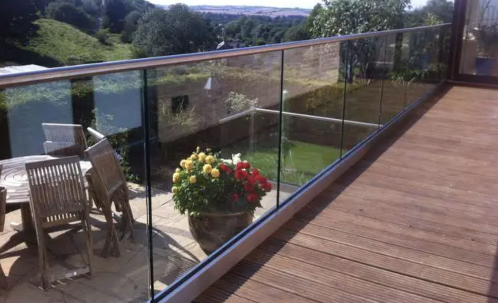 aluminum glass railing